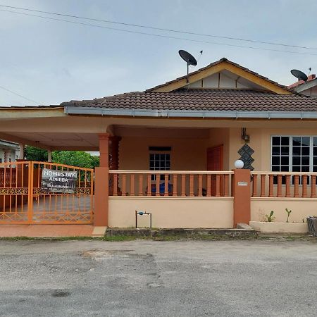 Adeeba Homestay Kuantan Esterno foto
